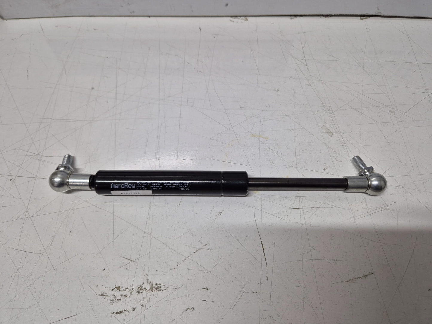 47517733 Gas Spring fits New Holland Case CNH - Aftermarket Made in Turkey - Agrorey