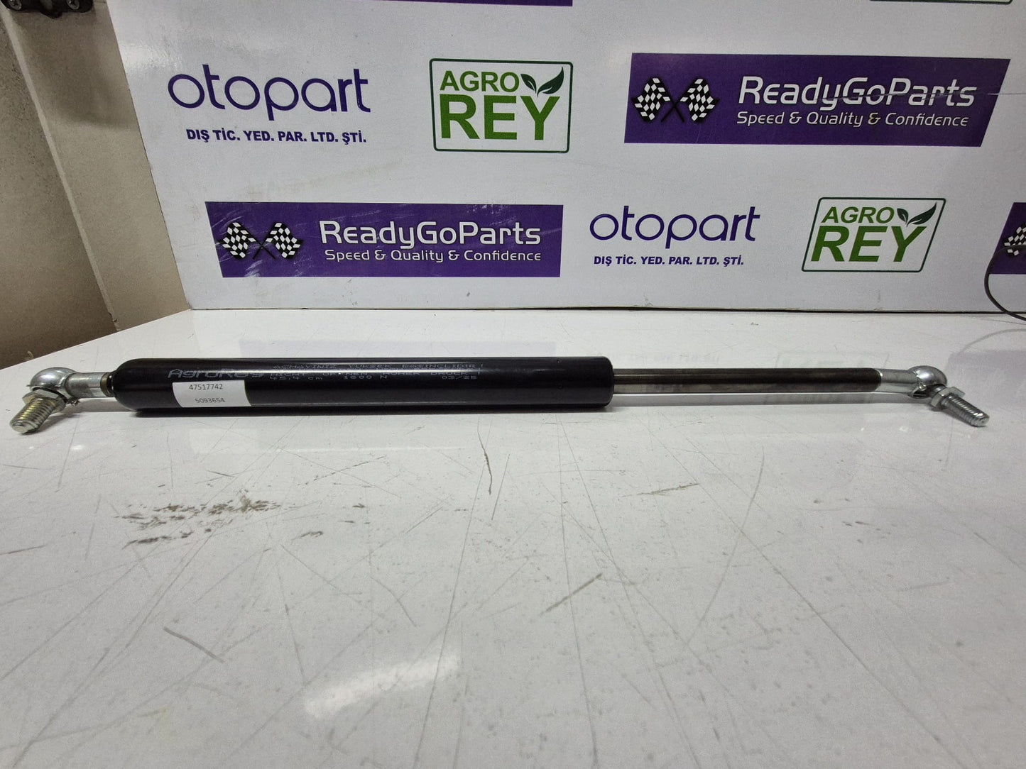47517742 Aftermarket Gas Strut fits Case New Holland CNH