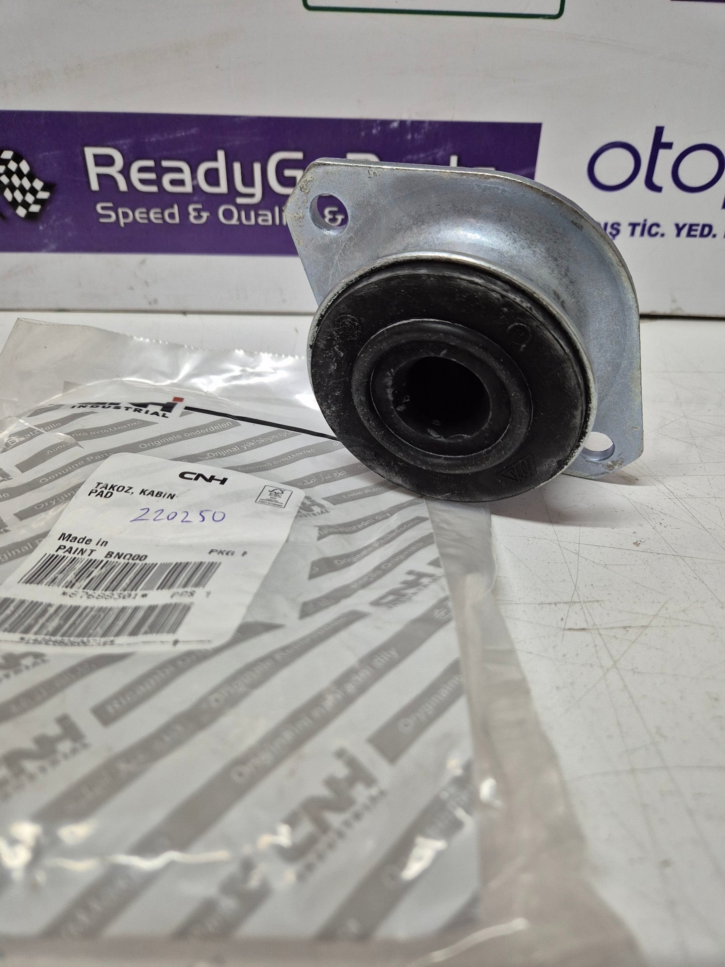 87688301 ISOLATOR Fit New Holland CNH