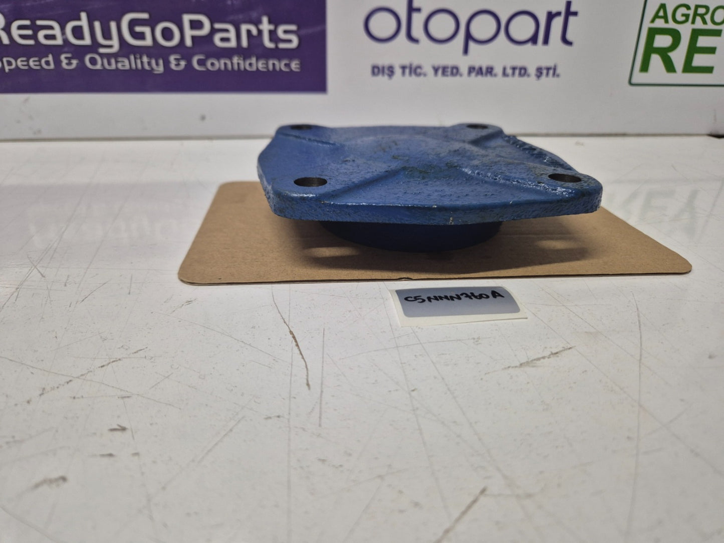 C5NNN760A - 81801931 Aftermarket Bearing Retainer Fits CNH Case New Holland
