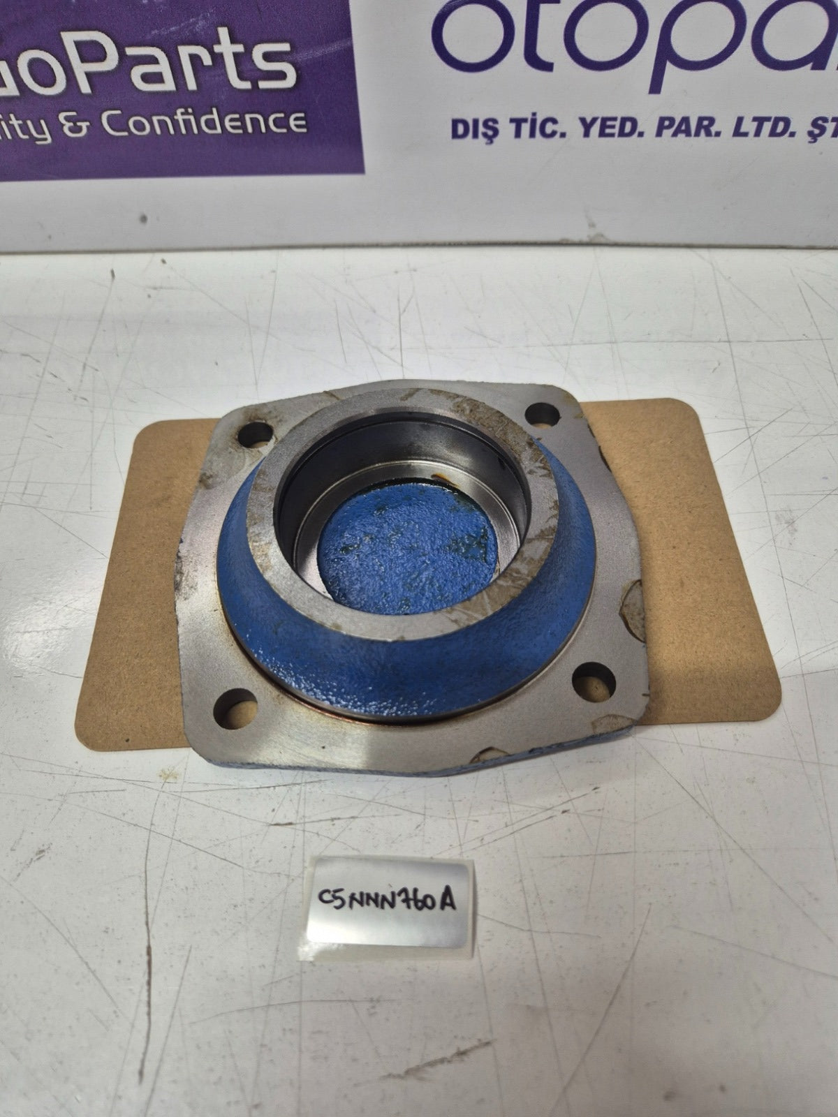 C5NNN760A - 81801931 Aftermarket Bearing Retainer Fits CNH Case New Holland
