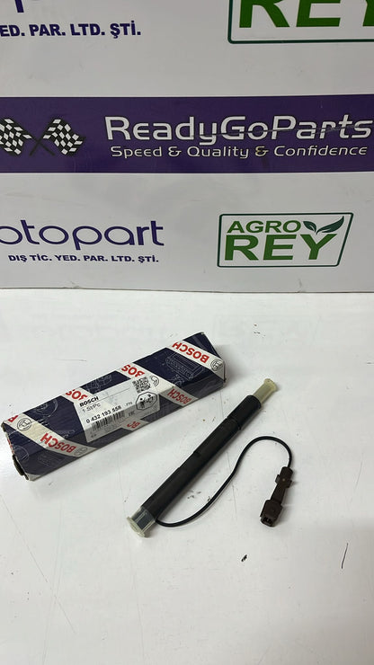 0432193558 Bosch Fuel Nozzle and Holder Assembly