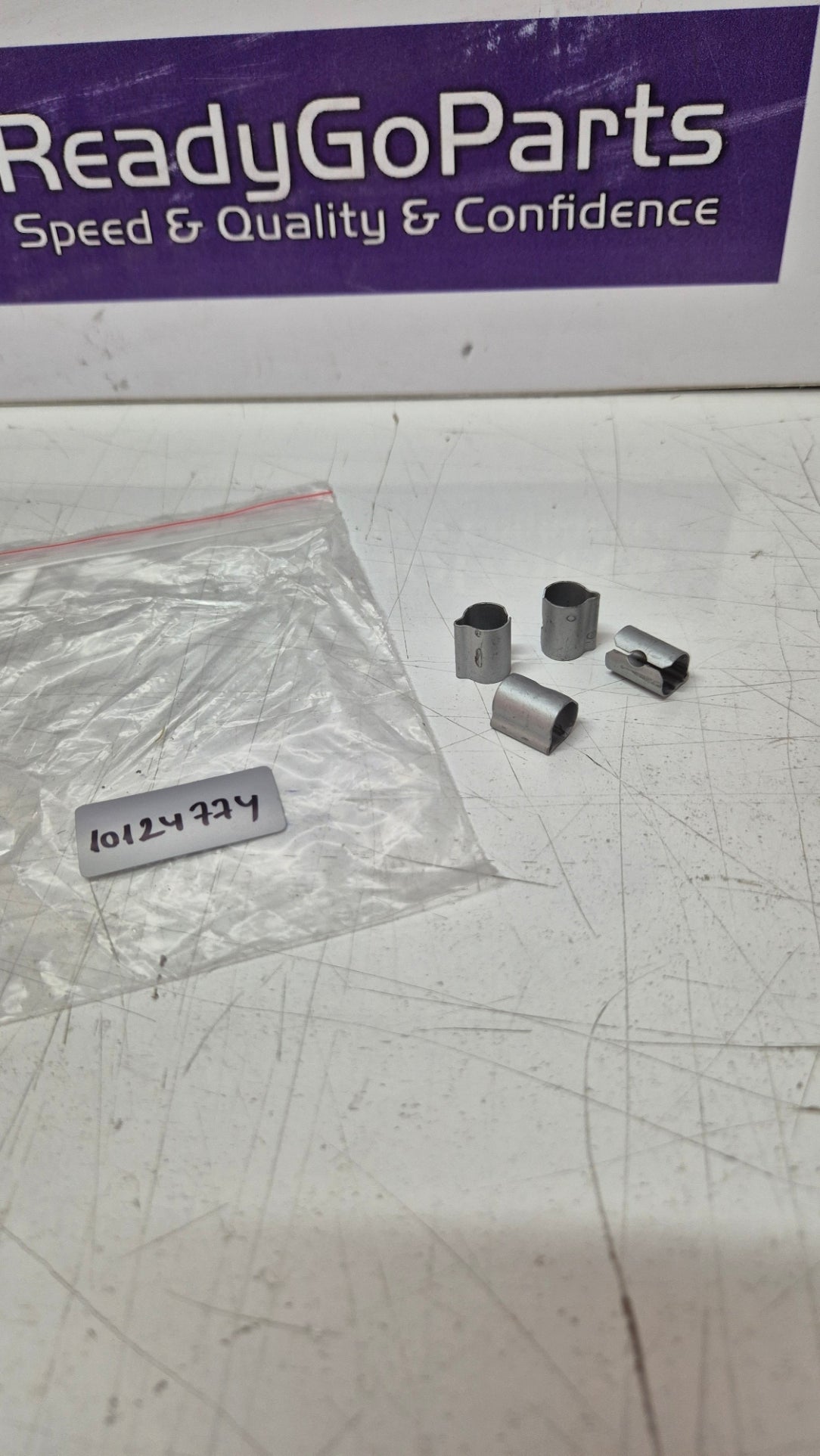 10124774 CLIP Fits New Holland CNH