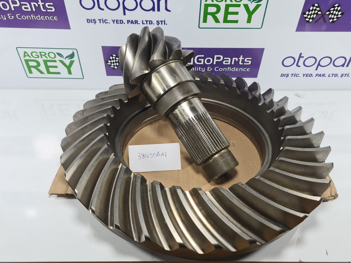 384556A1 BEVEL GEAR SET -  FREE SHIPPING - PIÑON Y CORONA CNH NEW HOLLAND CASE