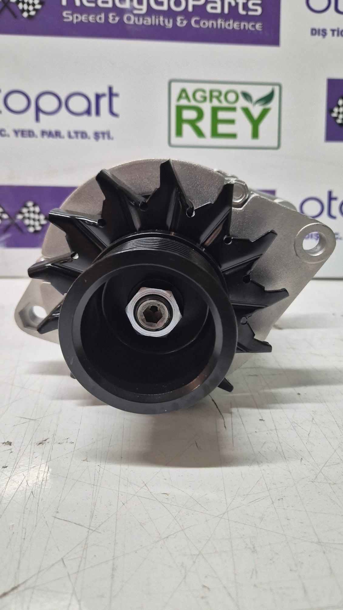 47609404 Alternator Lucas Fits New Holland