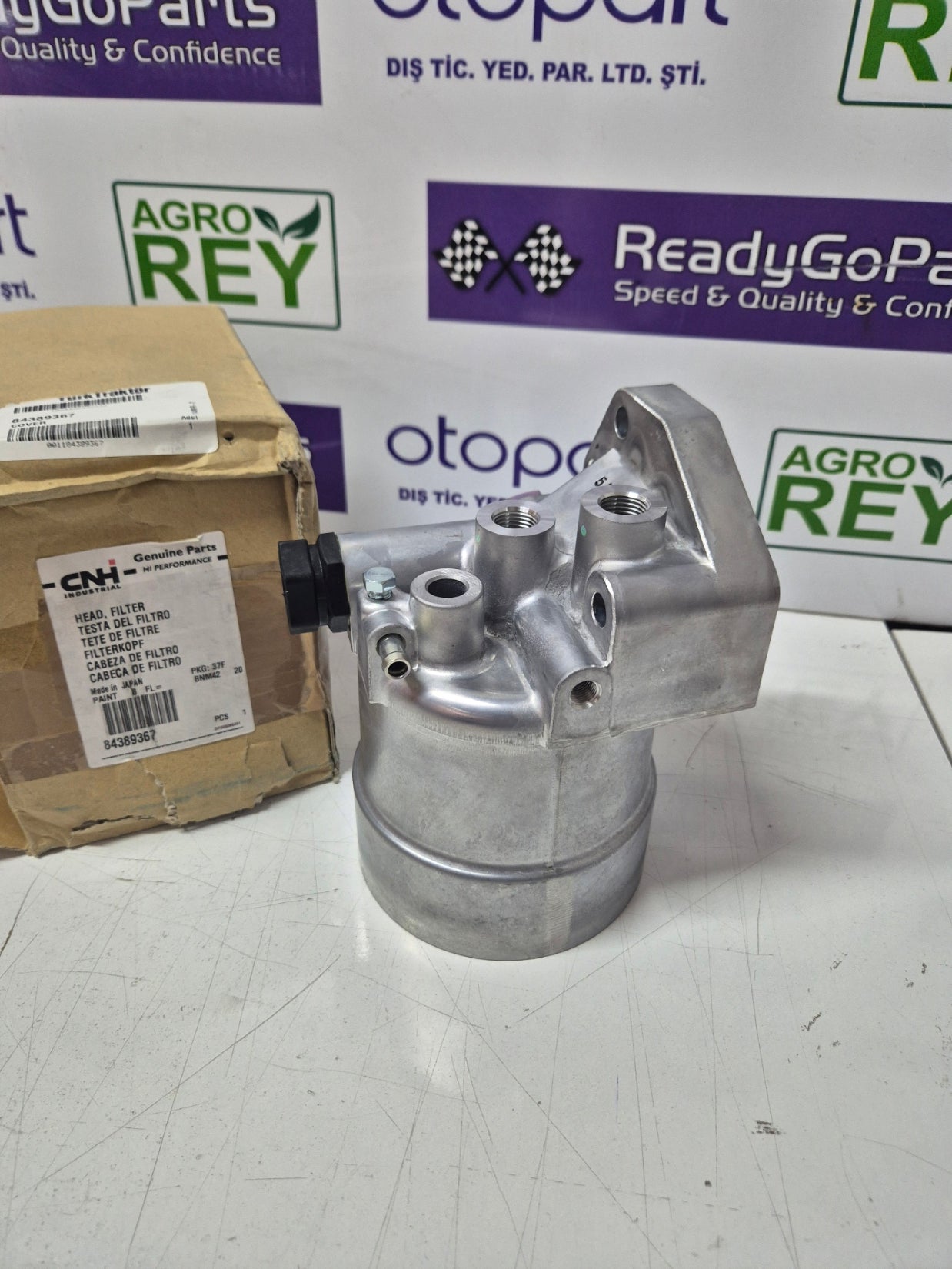 84389367  HEAD FILTER Fit New Holland CNH