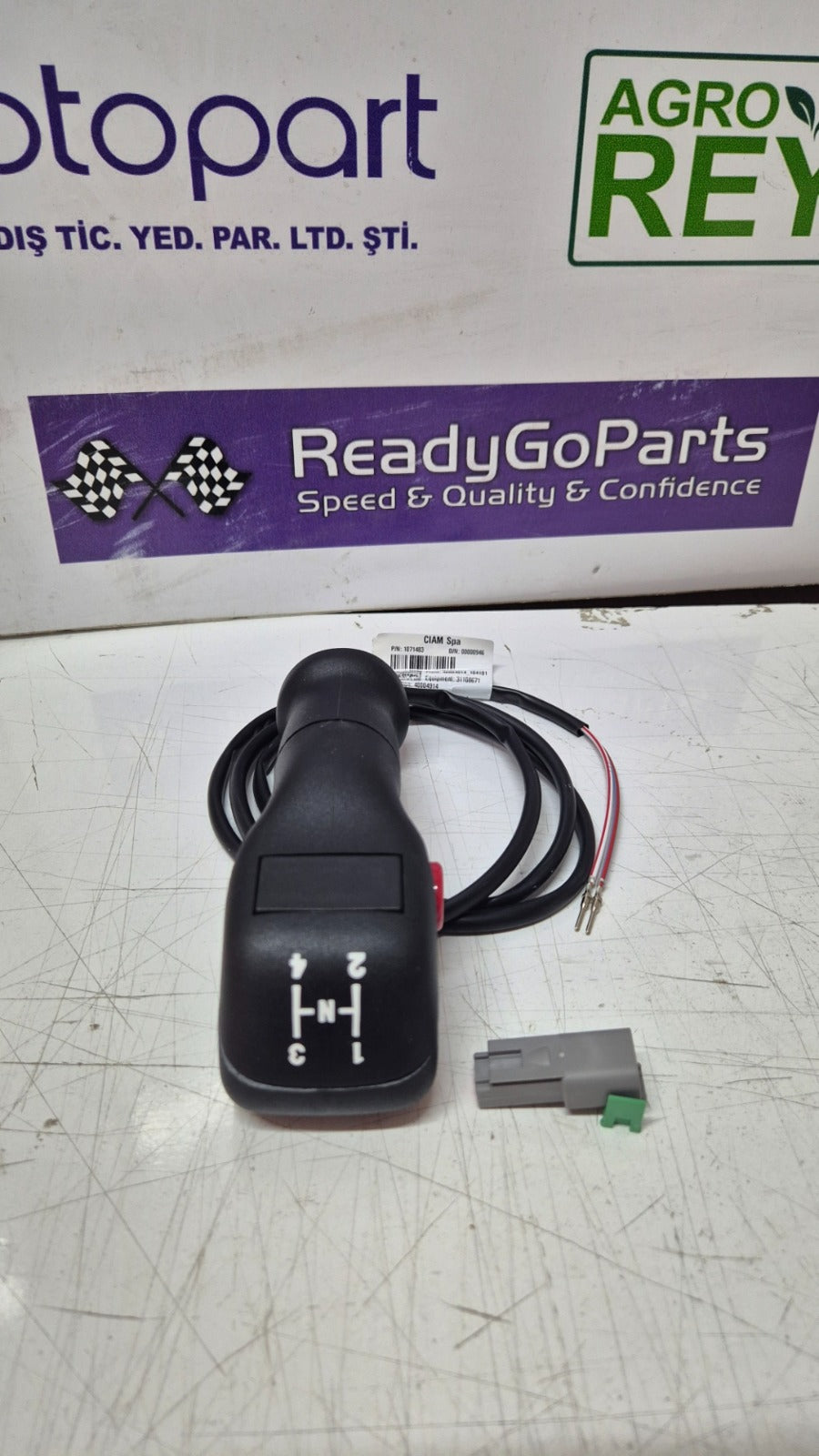 85802947 Knob Assembly Gear Fits Case New Holland CNH