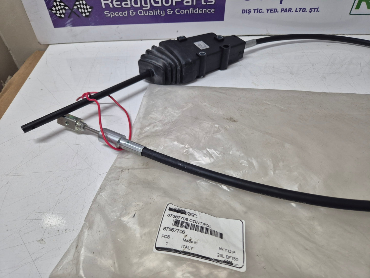 87567706  Hydraulic Remote Control Valve Lever Assembly  1158 mm L Fit New Holland CNH