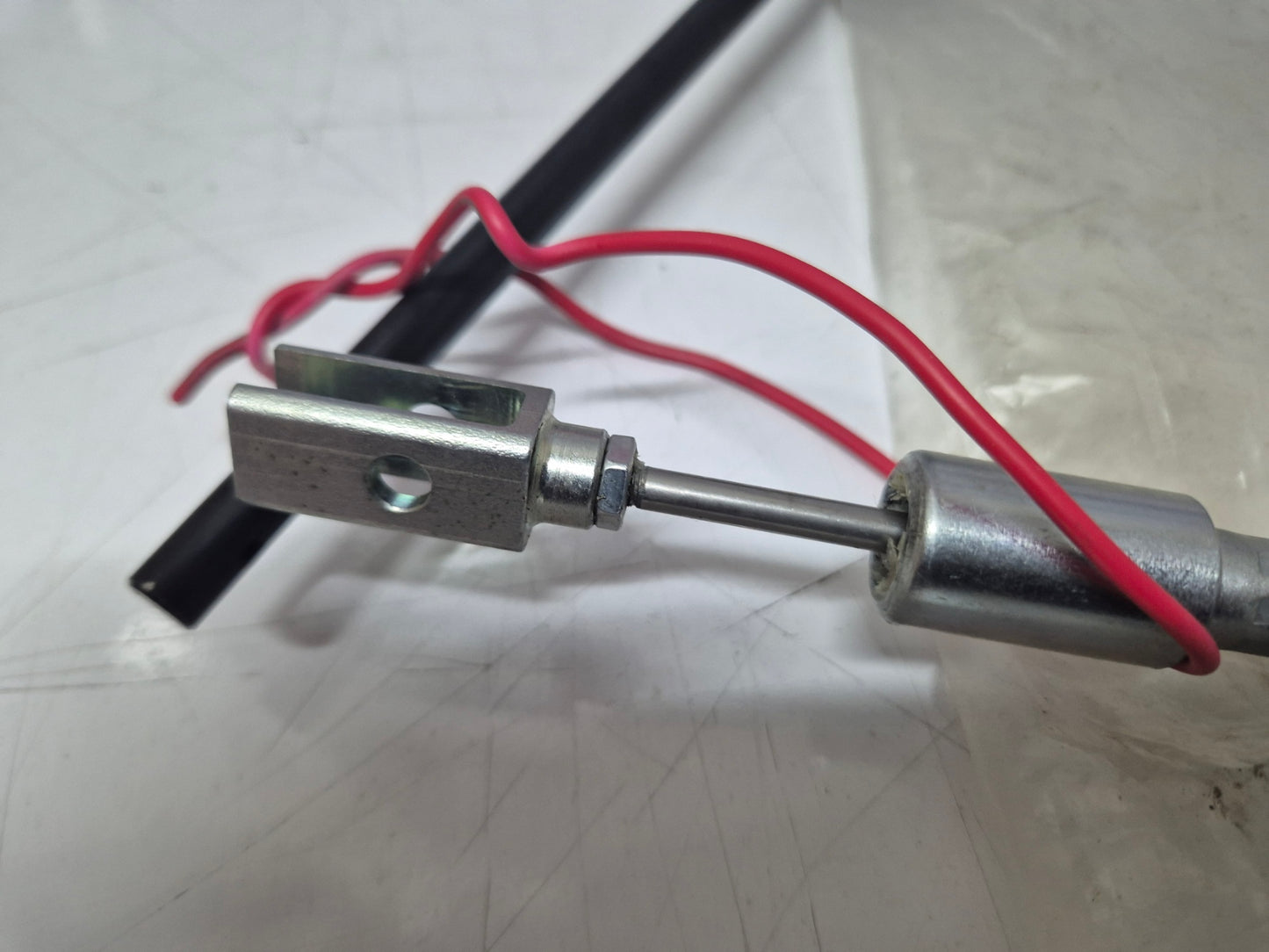 87567706  Hydraulic Remote Control Valve Lever Assembly  1158 mm L Fit New Holland CNH